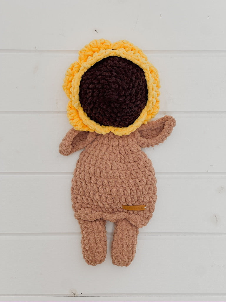 Sunflower Snuggler